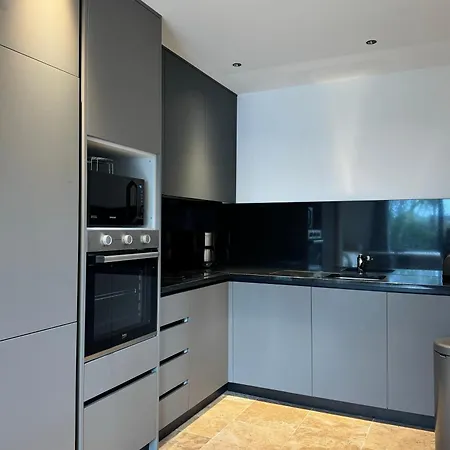 شقة Stella مونتايسلو